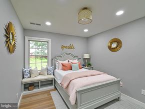 1028 Brixton Court, Sterling VA 20164