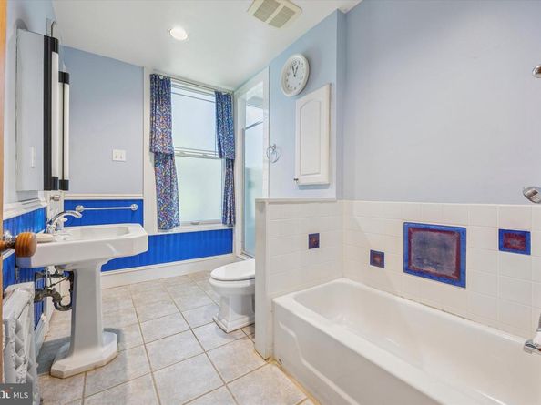 205 Woodside Avenue, Narberth PA 19072