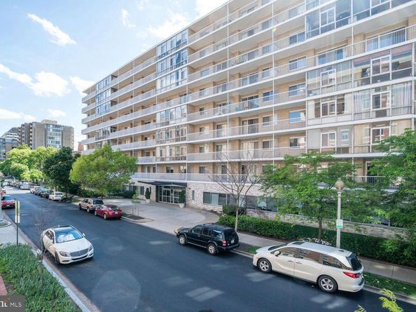 730 24TH Street NW 906/907, Washington DC 20037