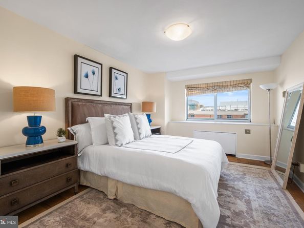730 24TH Street NW 906/907, Washington DC 20037