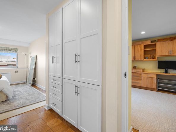 730 24TH Street NW 906/907, Washington DC 20037