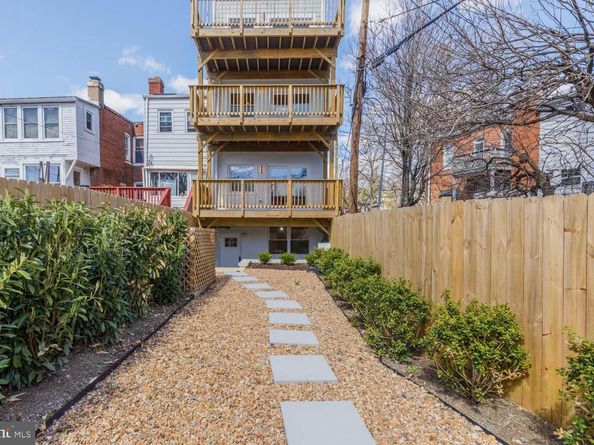 424 Taylor Street NW 1, Washington DC 20011