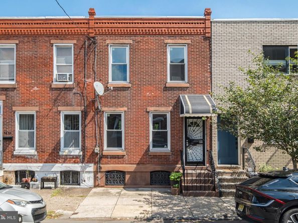 1415 S 17TH Street, Philadelphia PA 19146