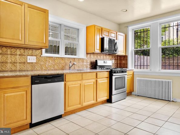1415 S 17TH Street, Philadelphia PA 19146