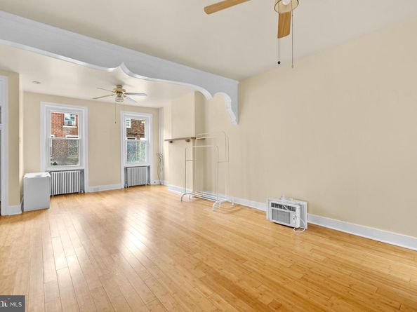 1415 S 17TH Street, Philadelphia PA 19146