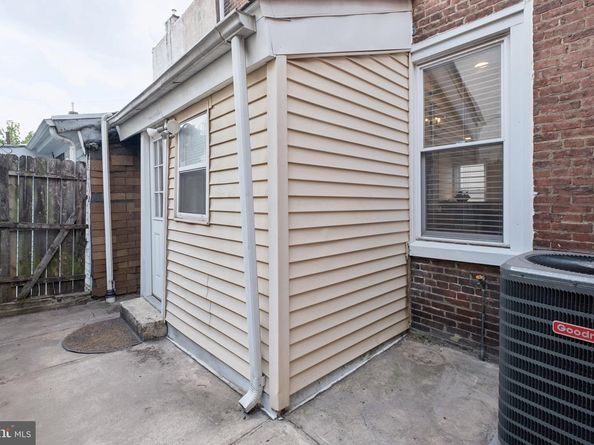 2669 Webb Street, Philadelphia PA 19125