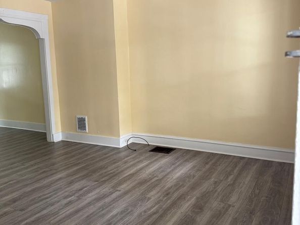 2536 S 61st Street, Philadelphia PA 19142