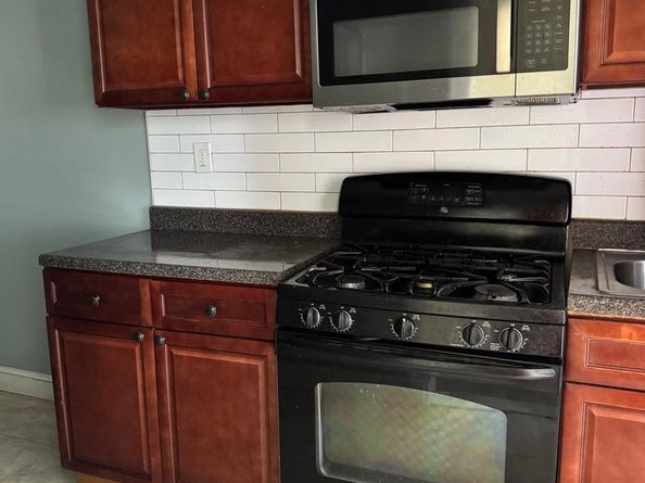 2536 S 61st Street, Philadelphia PA 19142