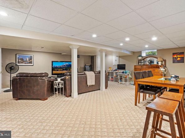 432 Schindler Drive, Yardley PA 19067