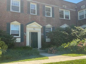 500 E Lancaster Avenue