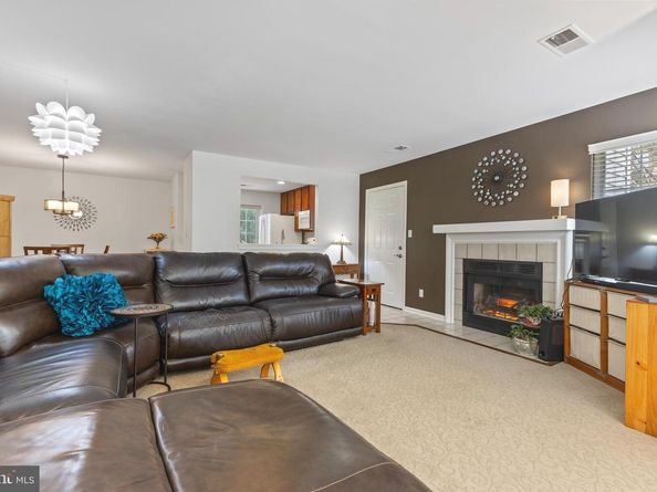 6611 Jupiter Hills Circle, Alexandria VA 22312
