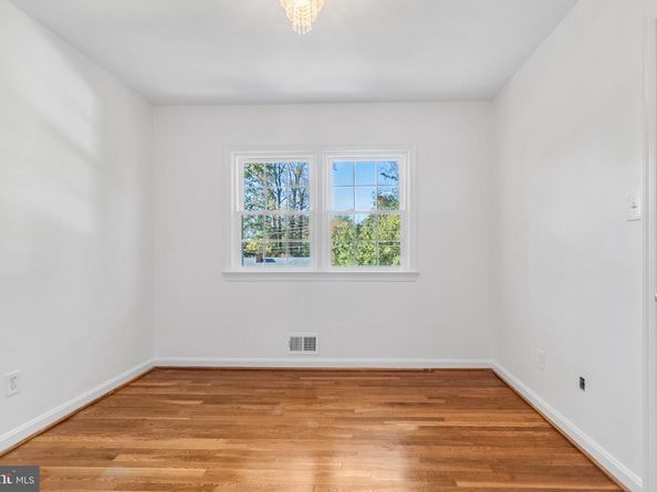 2339 Barbour Road, Falls Church VA 22043