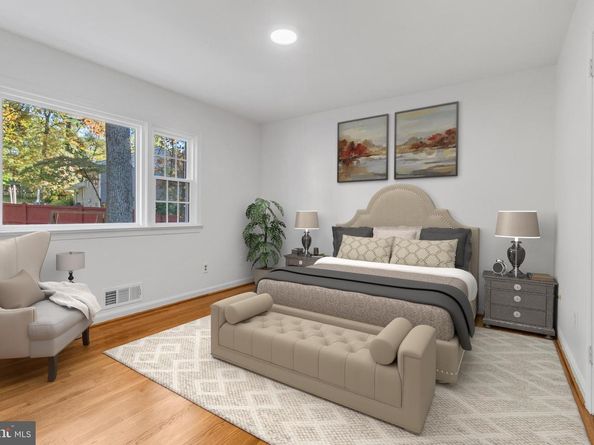 2339 Barbour Road, Falls Church VA 22043