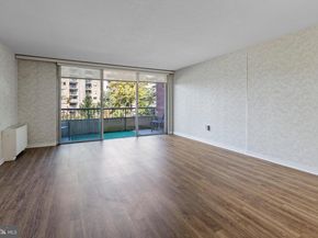 100 West Avenue 202S (2B), Jenkintown PA 19046