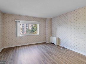 100 West Avenue 202S (2B), Jenkintown PA 19046