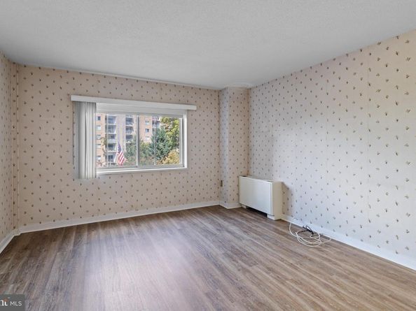 100 West Avenue 202S (2B), Jenkintown PA 19046