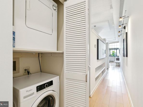 2429 Locust Street 318, Philadelphia PA 19103