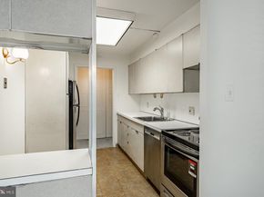 1001 City Avenue W109, Wynnewood PA 19096