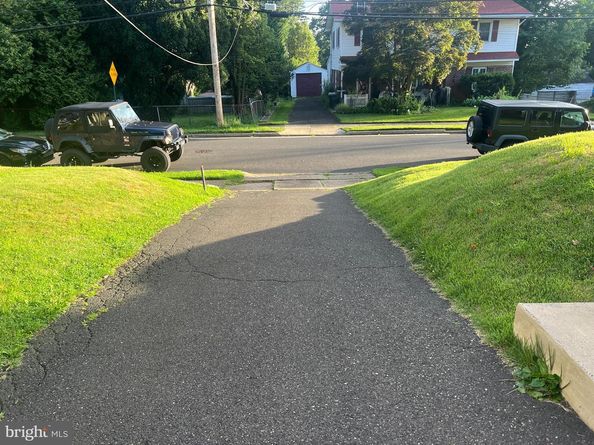 2517 Patane Avenue, Abington PA 19001