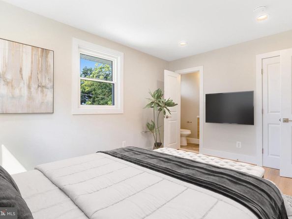1601 S Stafford Street, Arlington VA 22204