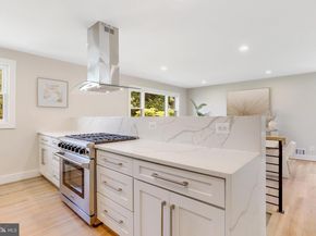 1601 S Stafford Street, Arlington VA 22204