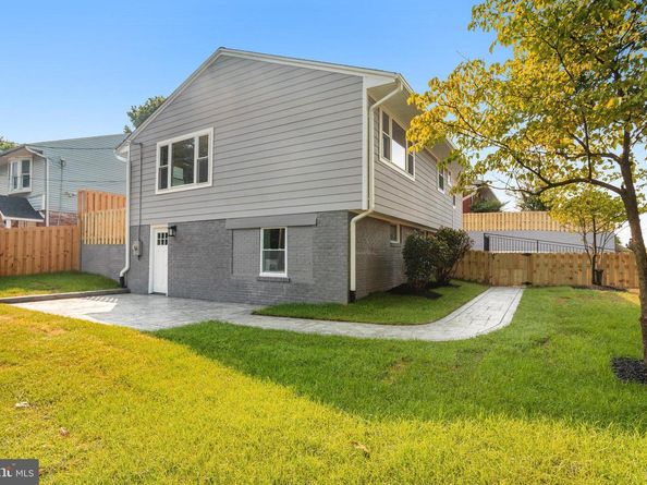 1601 S Stafford Street, Arlington VA 22204