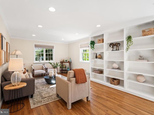 8013 Aberdeen Road, Bethesda MD 20814