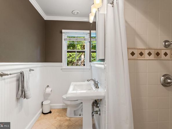 8013 Aberdeen Road, Bethesda MD 20814