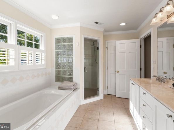 8013 Aberdeen Road, Bethesda MD 20814