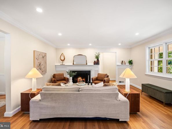 8013 Aberdeen Road, Bethesda MD 20814