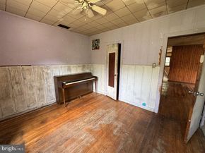 41 Railroad Avenue, Glenolden PA 19036