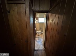 41 Railroad Avenue, Glenolden PA 19036