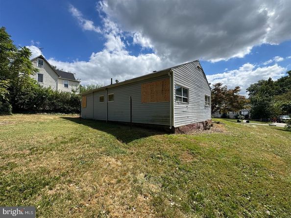 41 Railroad Avenue, Glenolden PA 19036