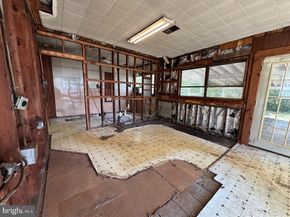 41 Railroad Avenue, Glenolden PA 19036