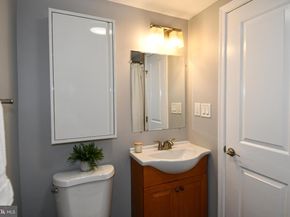 1643 Montello Avenue NE 4, Washington DC 20002
