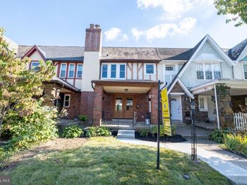 204 Stoneway Lane