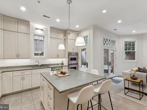 2915 38TH Street NW, Washington DC 20016