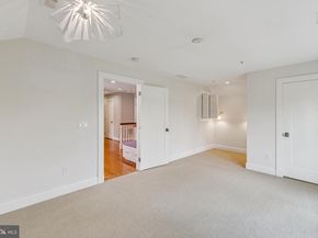 2915 38TH Street NW, Washington DC 20016
