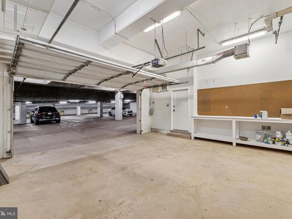 2915 38TH Street NW, Washington DC 20016