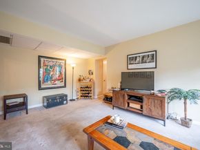 1817 N Rhodes Street N 4260, Arlington VA 22201