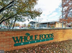 1817 N Rhodes Street N 4260, Arlington VA 22201