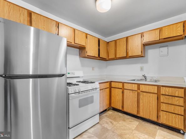 4270 East Capitol Street NE 301, Washington DC 20019