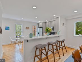 1340 N Lynnbrook Drive, Arlington VA 22201