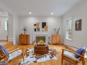 1340 N Lynnbrook Drive, Arlington VA 22201