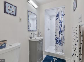 1340 N Lynnbrook Drive, Arlington VA 22201