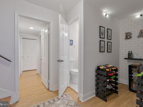 1340 N Lynnbrook Drive, Arlington VA 22201