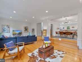 1340 N Lynnbrook Drive, Arlington VA 22201