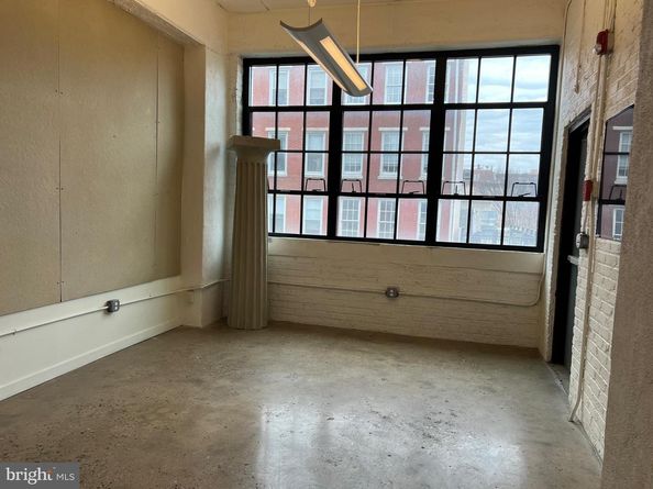 20 N 3rd Street 302, Philadelphia PA 19106