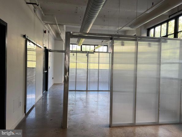 20 N 3rd Street 302, Philadelphia PA 19106