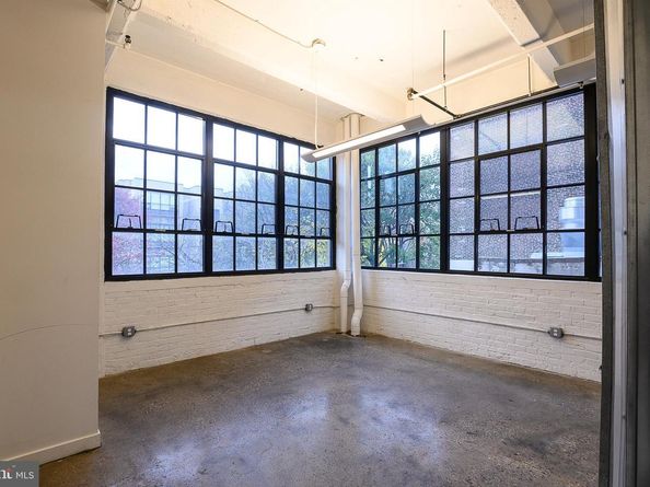 20 N 3rd Street 302, Philadelphia PA 19106